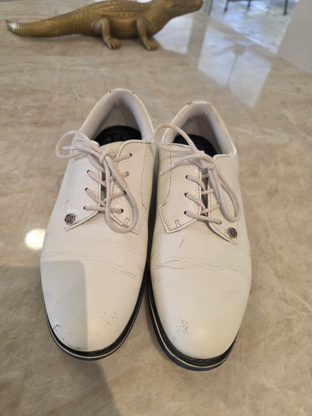 Women's Classic White G4  Lace-Up Golf Shoes